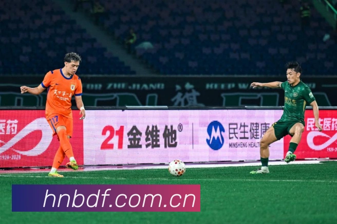 阿尔达伊尔足球传奇全解析从巴西铁卫到世界冠军后防核心成长之路